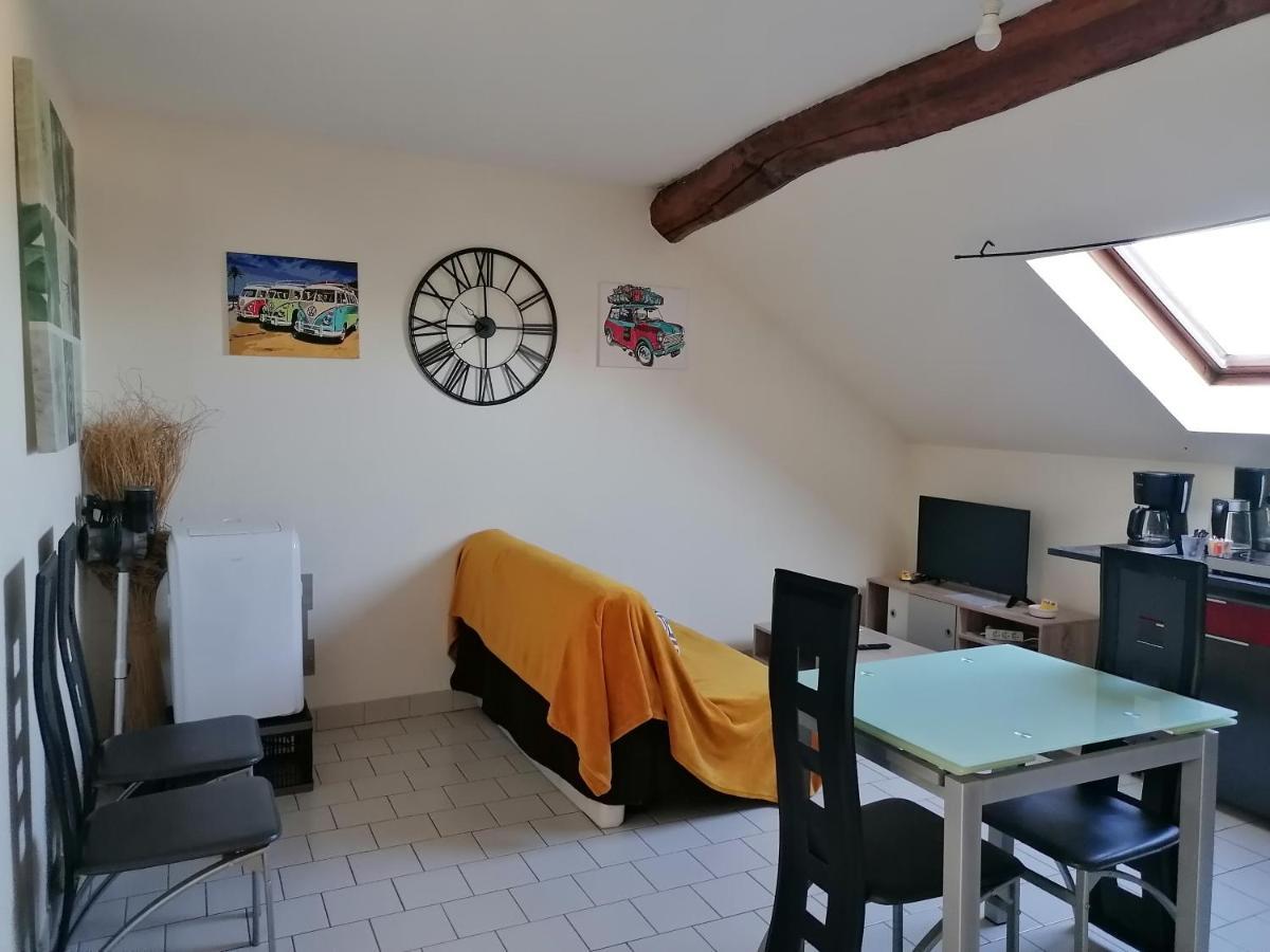 Climatise Avec Parking Prive A La Fontaine Apartment
