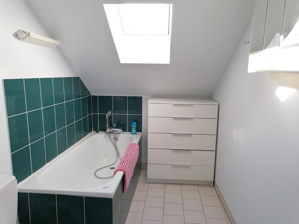 Apartment Climatise Avec Parking Prive A La Fontaine